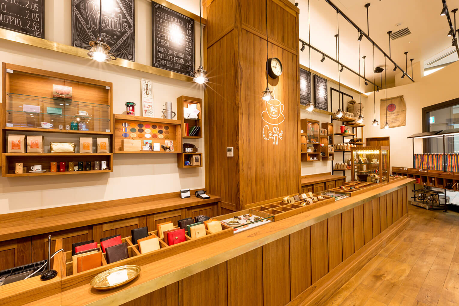 IL BISONTE アミュプラザ博多店