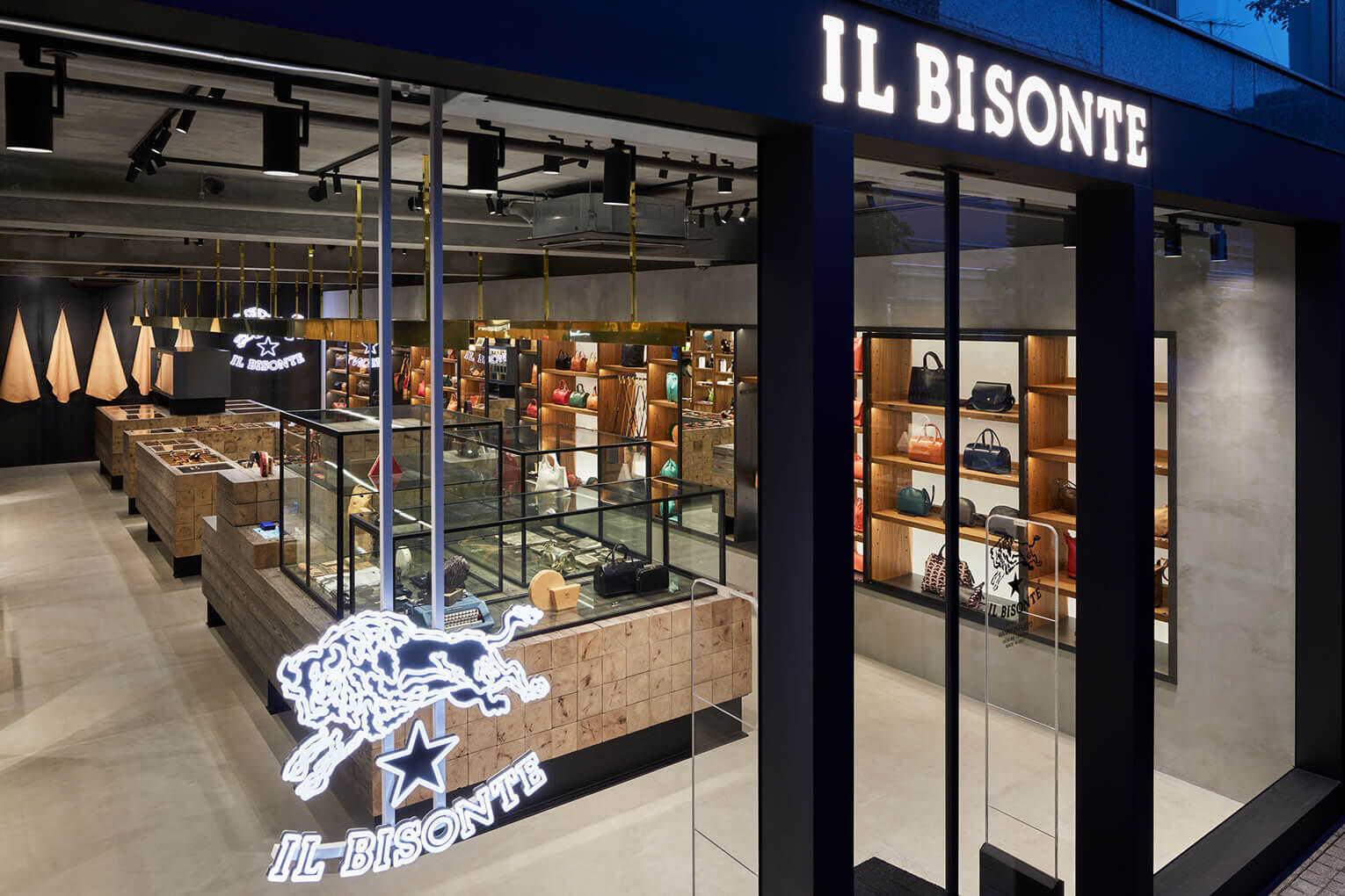 IL BISONTE 表参道店