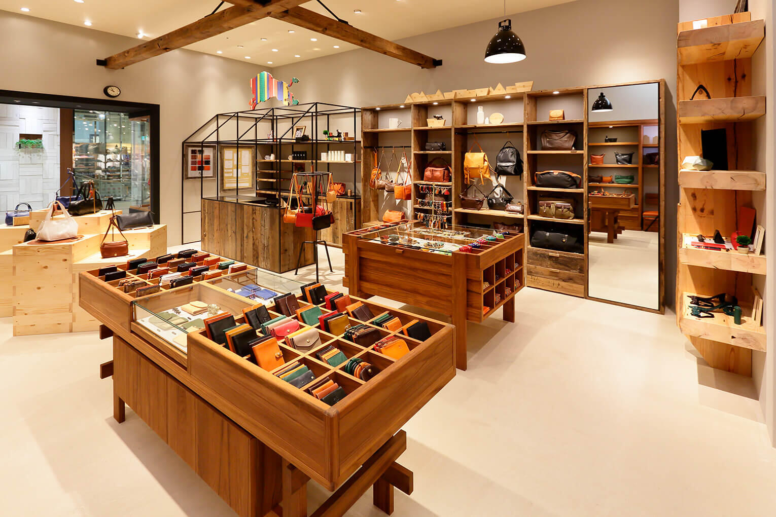 IL BISONTE 池袋店