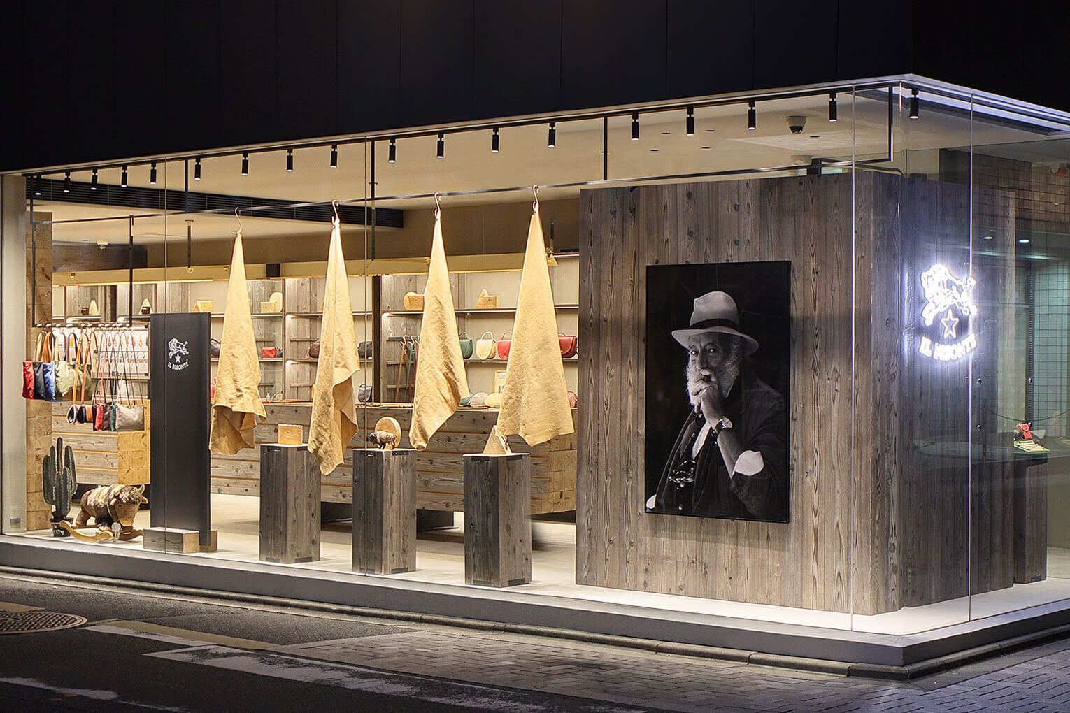 IL BISONTE 京都三条店