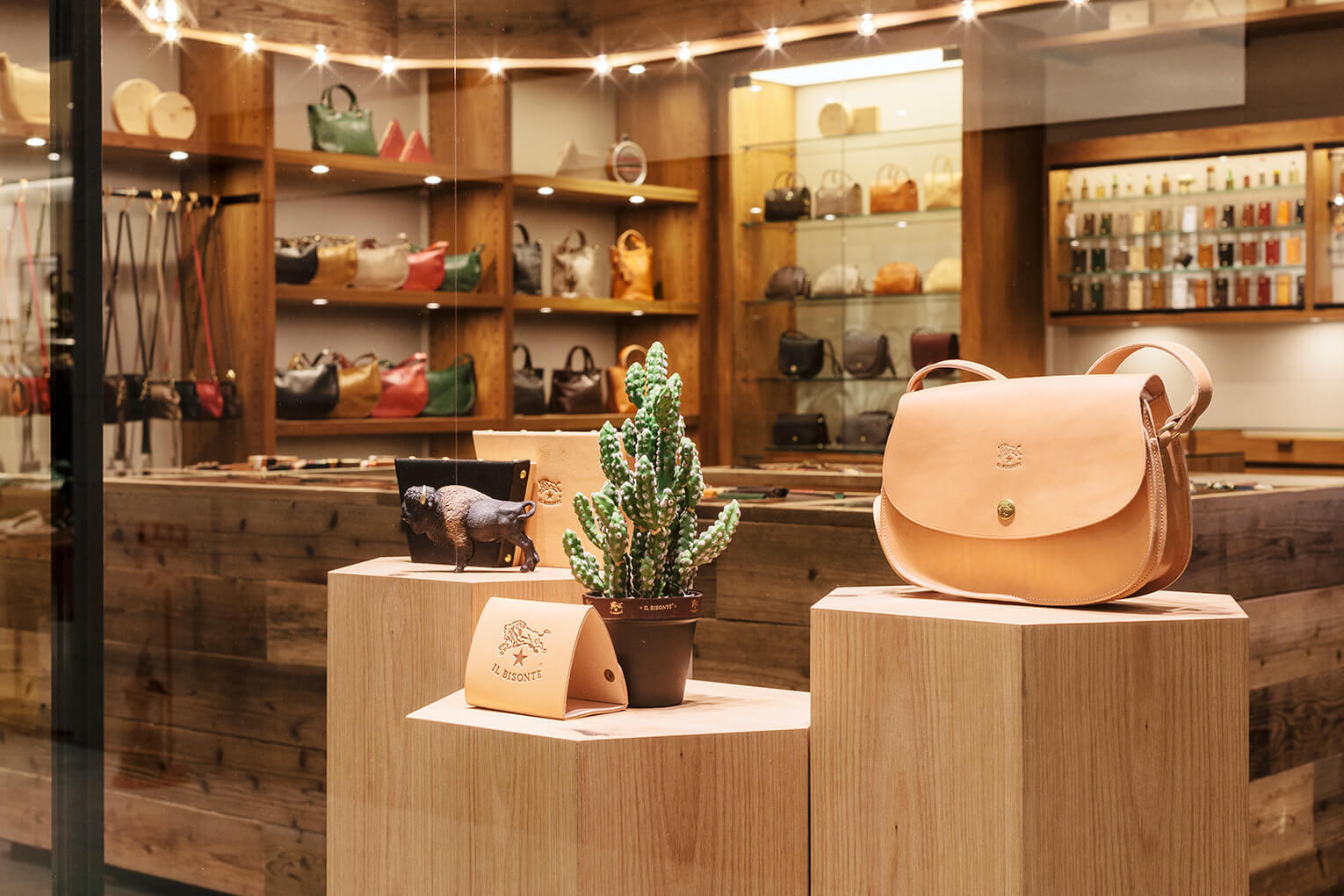 IL BISONTE 岡山店