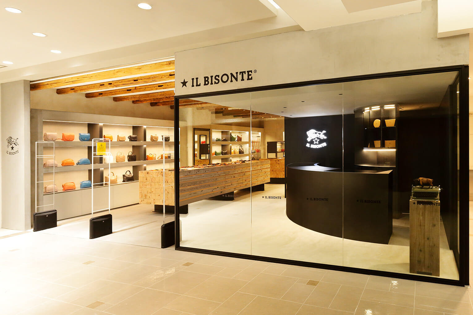 IL BISONTE 新宿店
