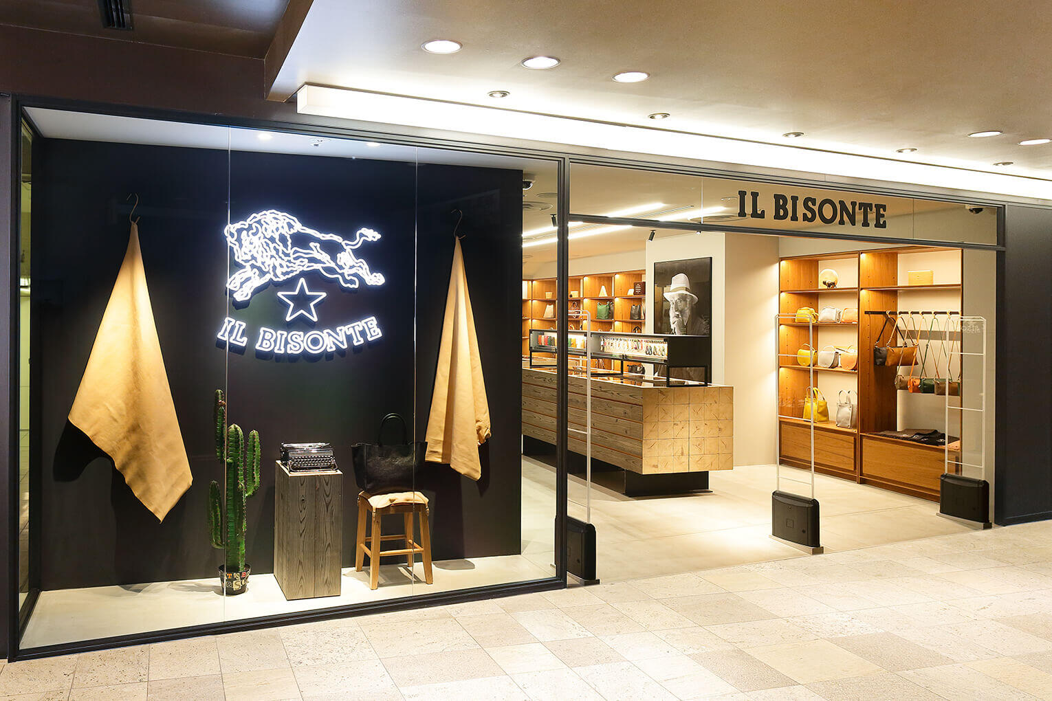 IL BISONTE 横浜ジョイナス店