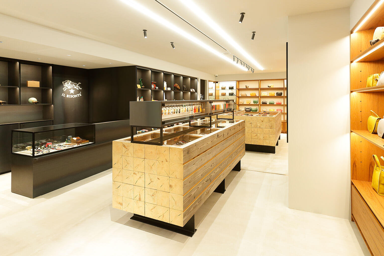 IL BISONTE 横浜ジョイナス店